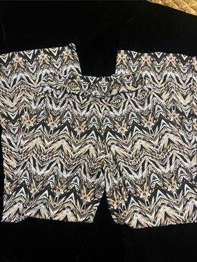 Robert Louis Black and Tan Zigzag Pattern Joggers